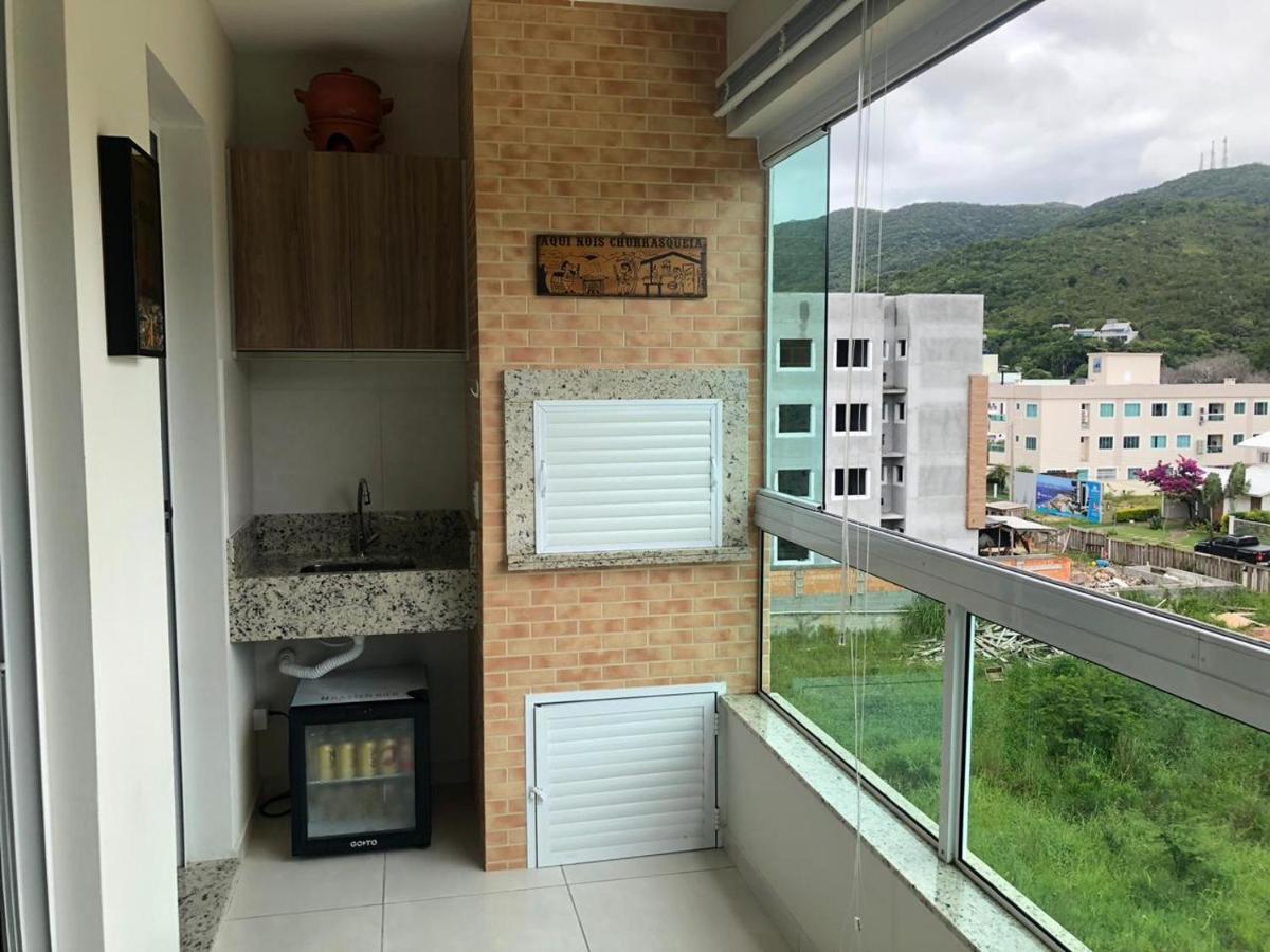 Апартаменти Lindo Apartamento Praia De Palmas Говернадор-Селсу-Рамус Екстер'єр фото